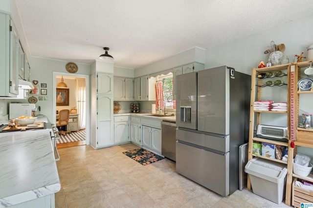 3535 BURNT LEAF LANE, Hoover, AL 35226
