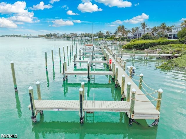 15411 Captiva DR 3B, Captiva, FL 33924