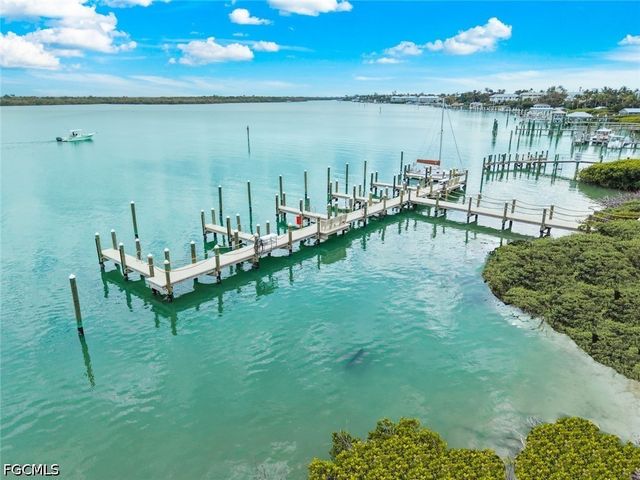 15411 Captiva DR 3B, Captiva, FL 33924
