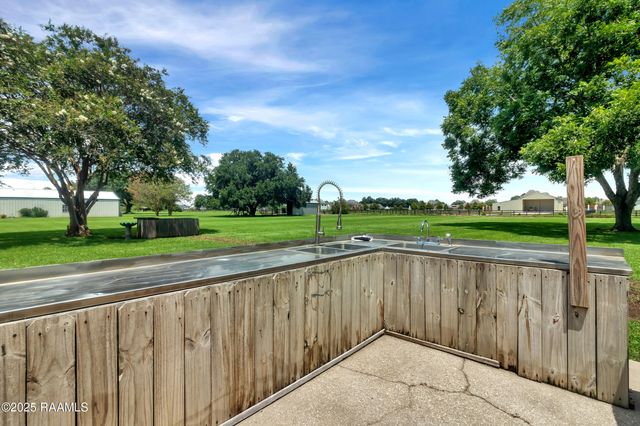 209 Alva Road, Youngsville, LA 70592