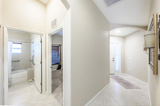 327 MONACO DRIVE 12, Punta Gorda, FL 33950