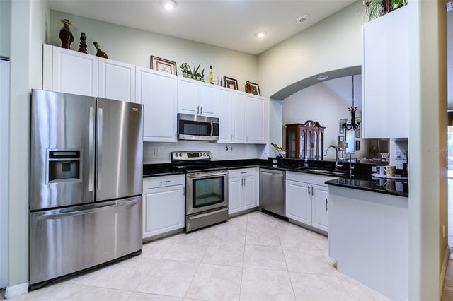 327 MONACO DRIVE 12, Punta Gorda, FL 33950