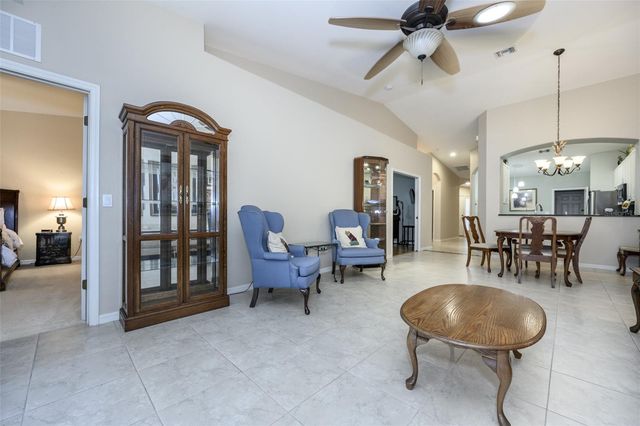 327 MONACO DRIVE 12, Punta Gorda, FL 33950