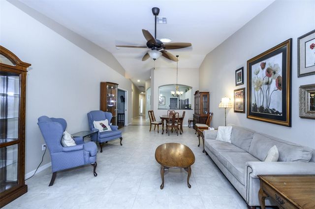 327 MONACO DRIVE 12, Punta Gorda, FL 33950