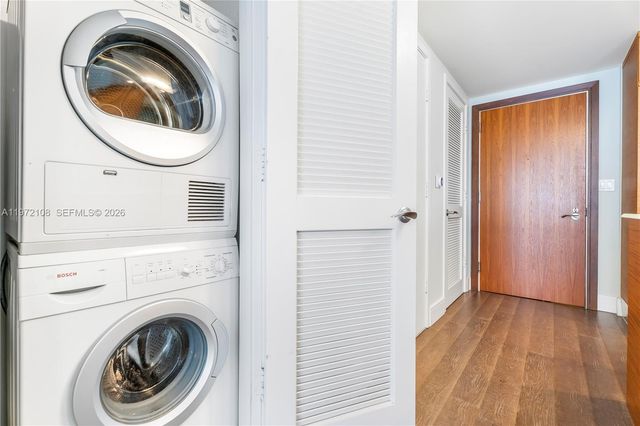 5875 Collins Ave 1004, Miami Beach, FL 33140