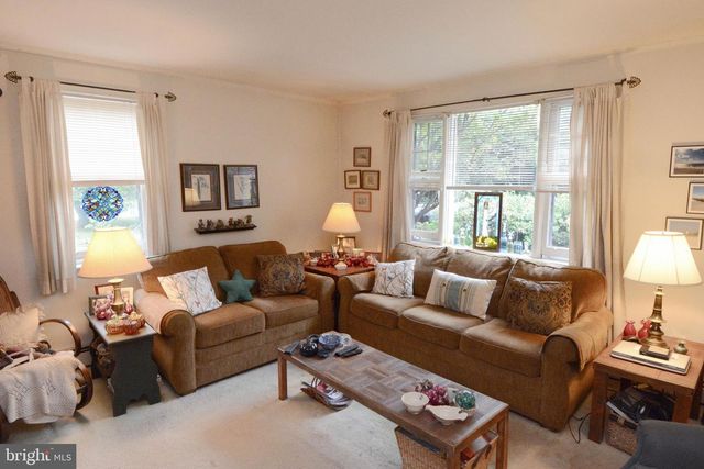 419 CONTINENTAL RD, Hatboro, PA 19040