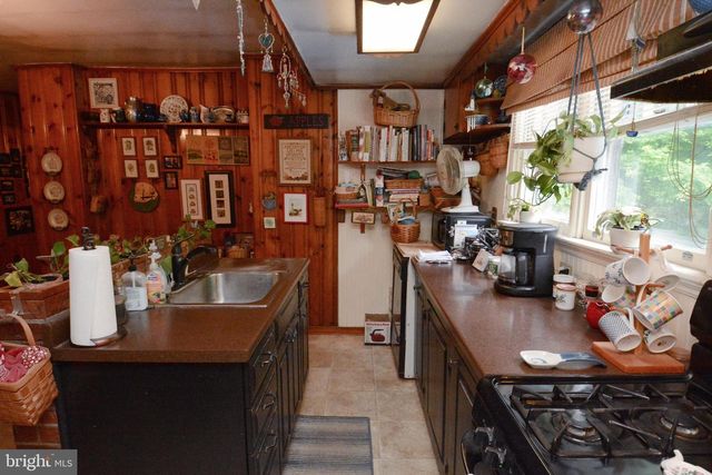 419 CONTINENTAL RD, Hatboro, PA 19040