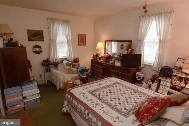 419 CONTINENTAL RD, Hatboro, PA 19040