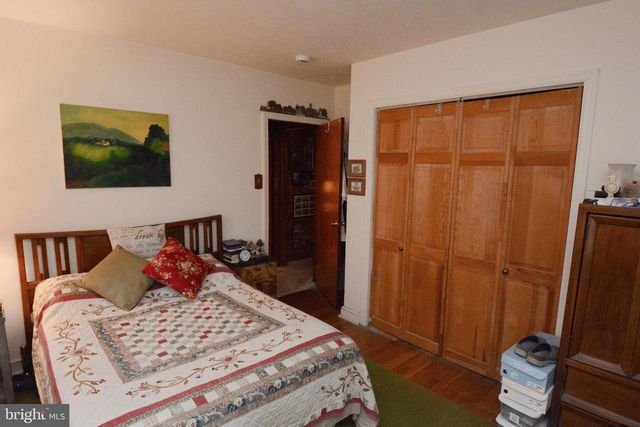 419 CONTINENTAL RD, Hatboro, PA 19040