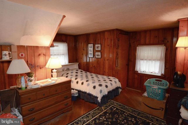 419 CONTINENTAL RD, Hatboro, PA 19040