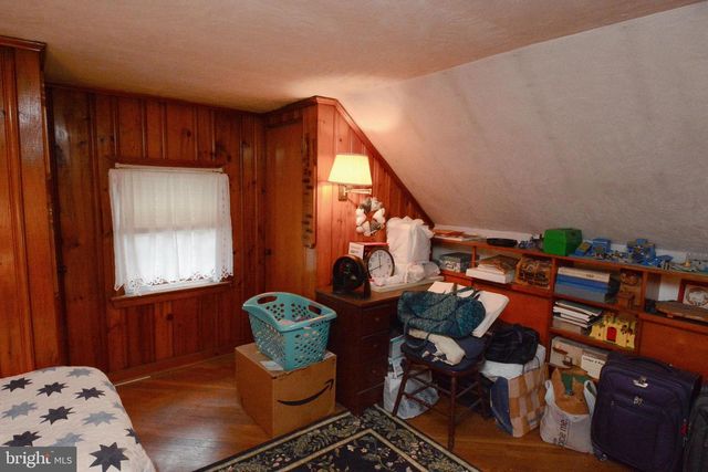 419 CONTINENTAL RD, Hatboro, PA 19040
