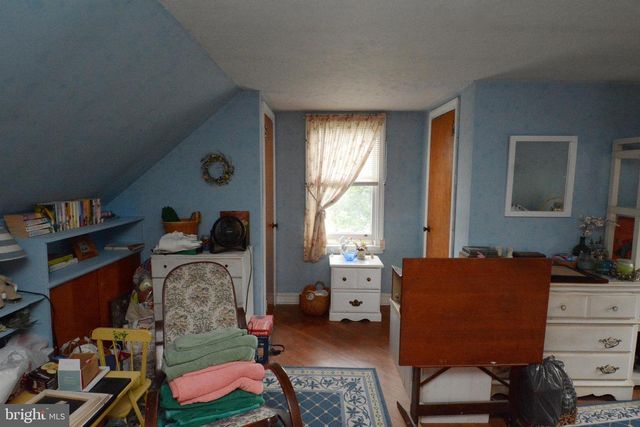 419 CONTINENTAL RD, Hatboro, PA 19040