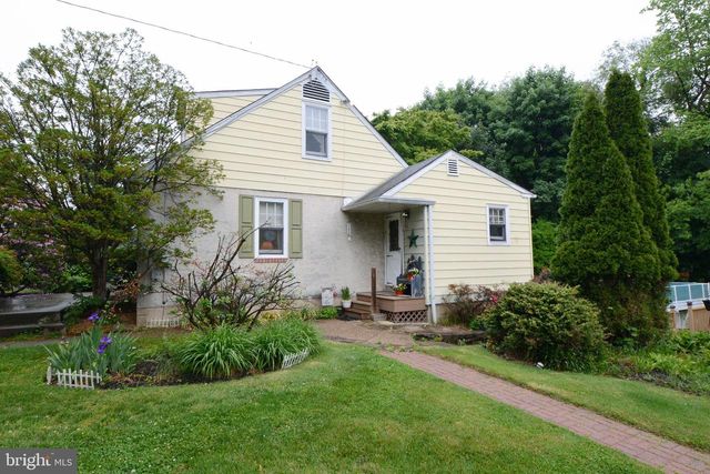 419 CONTINENTAL RD, Hatboro, PA 19040