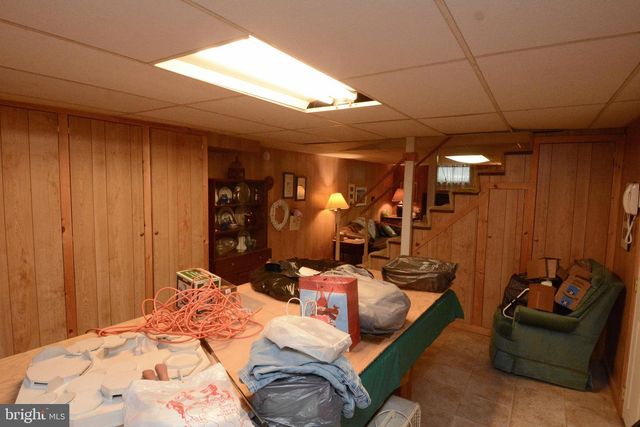 419 CONTINENTAL RD, Hatboro, PA 19040