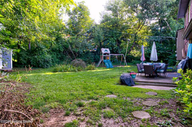 1707 Calder Ct, Louisville, KY 40205