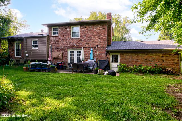 1707 Calder Ct, Louisville, KY 40205