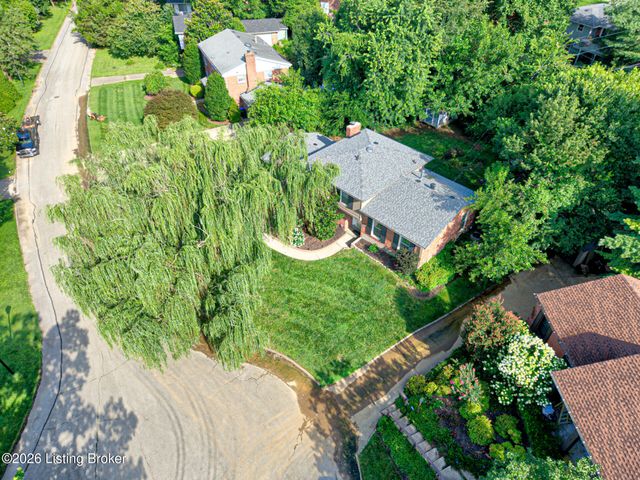 1707 Calder Ct, Louisville, KY 40205