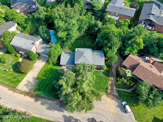 1707 Calder Ct, Louisville, KY 40205