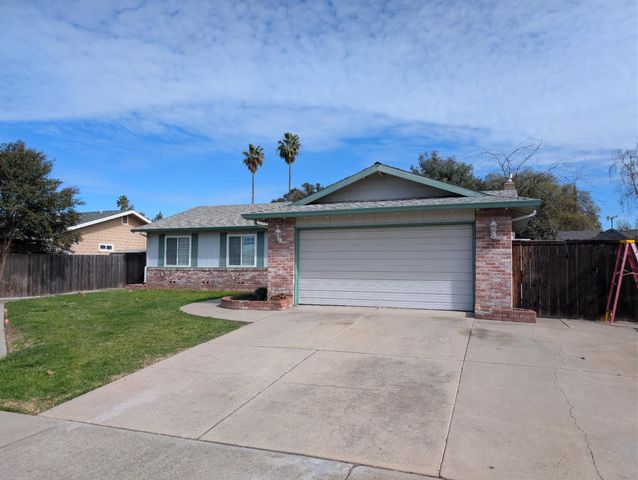 7722 Stueben Way, Stockton, CA 95207