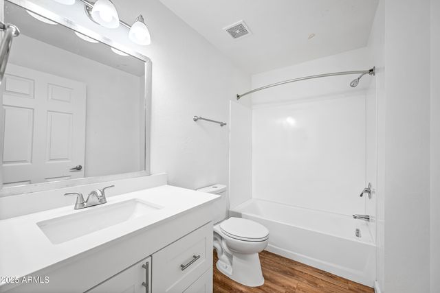 3065 N 67TH Avenue 202, Phoenix, AZ 85033