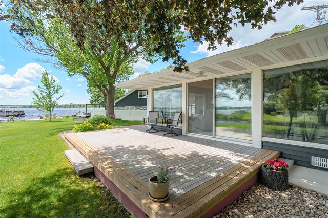 2282 Parker Drive, Wayland, MI 49348