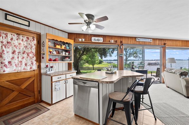 2282 Parker Drive, Wayland, MI 49348
