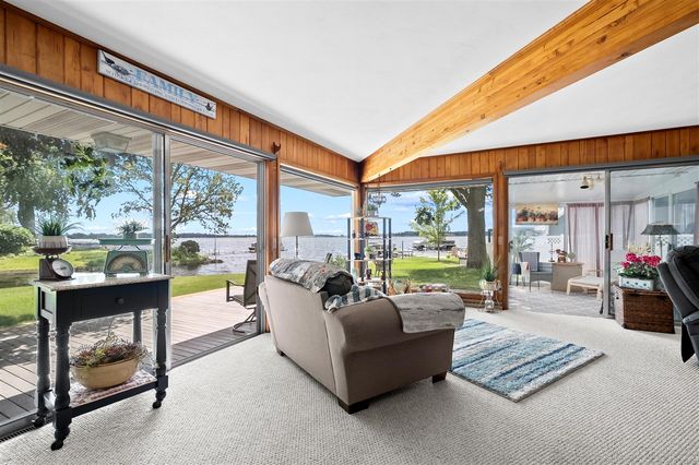 2282 Parker Drive, Wayland, MI 49348