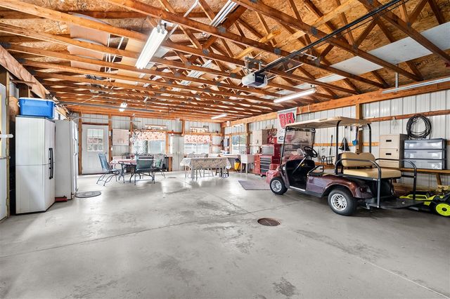 2282 Parker Drive, Wayland, MI 49348