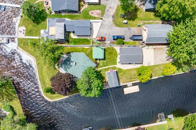 2282 Parker Drive, Wayland, MI 49348
