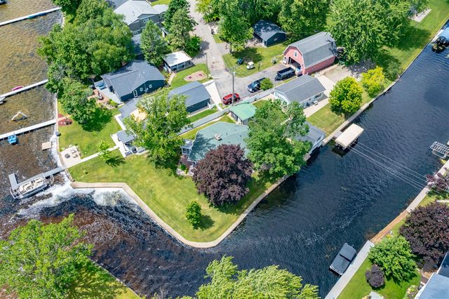 2282 Parker Drive, Wayland, MI 49348