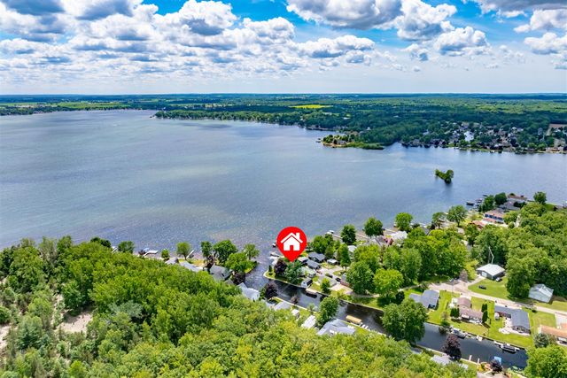 2282 Parker Drive, Wayland, MI 49348