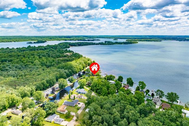 2282 Parker Drive, Wayland, MI 49348