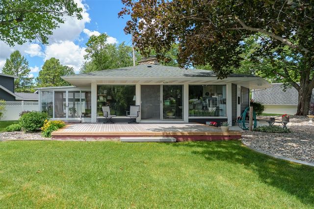 2282 Parker Drive, Wayland, MI 49348