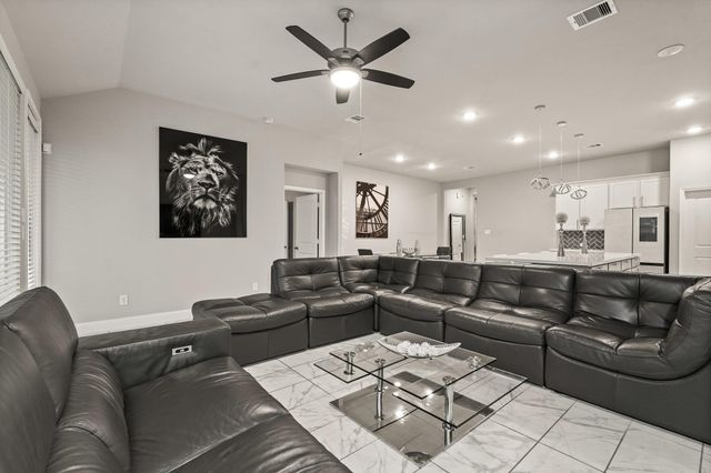 1710 Forest Mist Drive, Missouri City, TX 77459