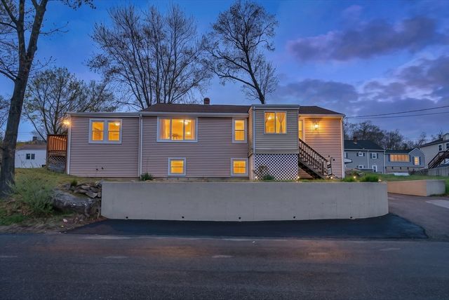 204 Talcott St, Woonsocket, RI 02895