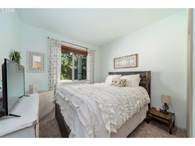 947 S JUNIPER St, Rockaway Beach, OR 97136