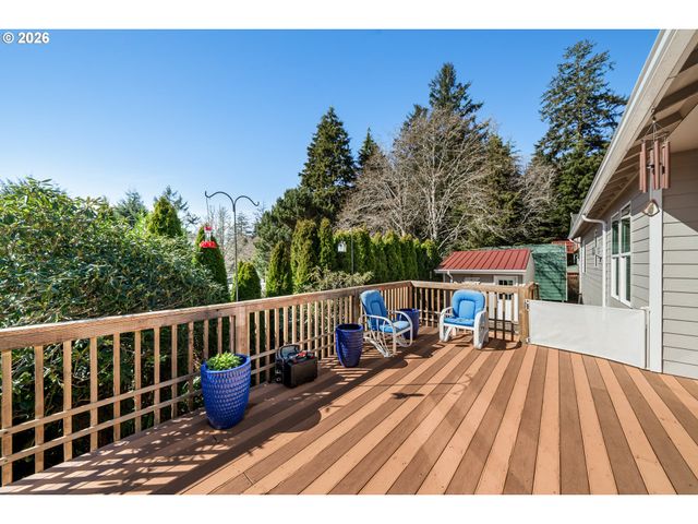 947 S JUNIPER St, Rockaway Beach, OR 97136