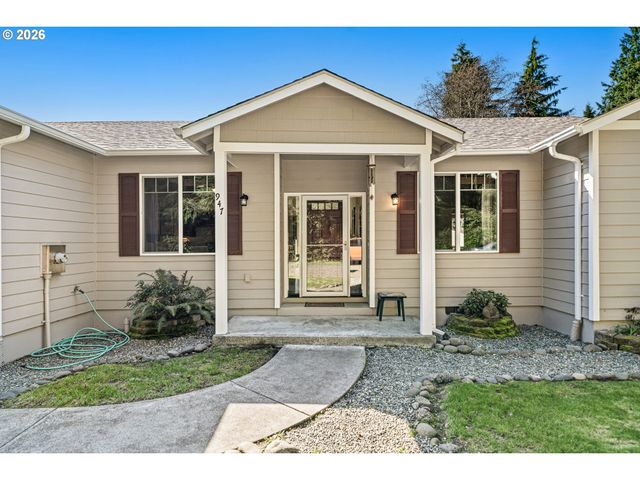 947 S JUNIPER St, Rockaway Beach, OR 97136