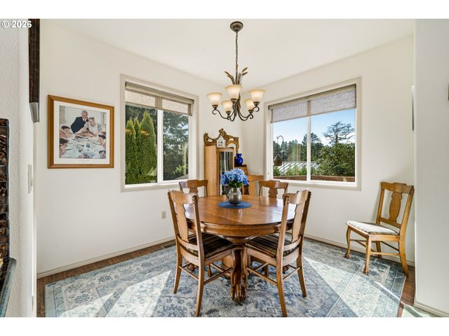 947 S JUNIPER St, Rockaway Beach, OR 97136