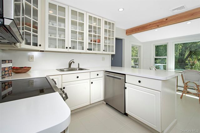 9 Oak Hill Road, Chappaqua, NY 10514