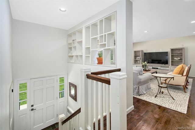 9 Oak Hill Road, Chappaqua, NY 10514