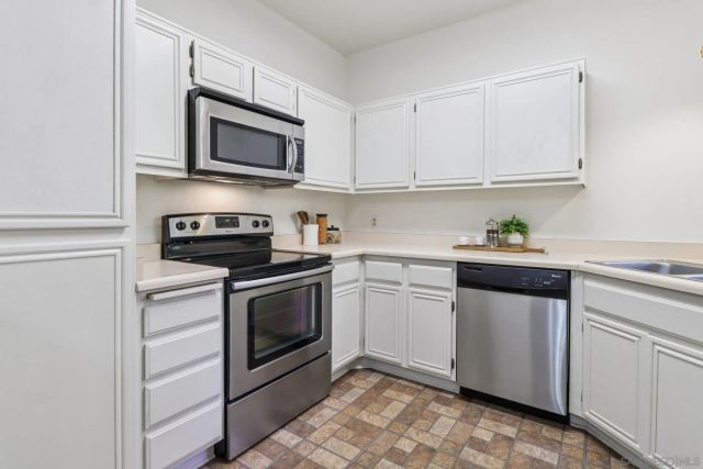 18585 Caminito Pasadero 432, San Diego, CA 92128