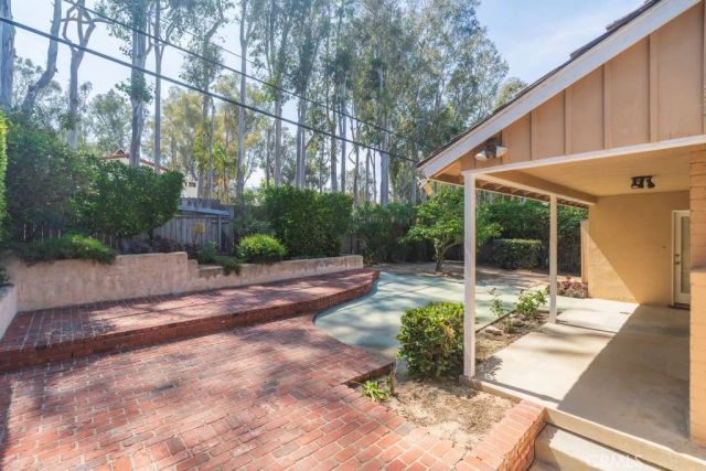 218 Calle De Arboles, Redondo Beach, CA 90277