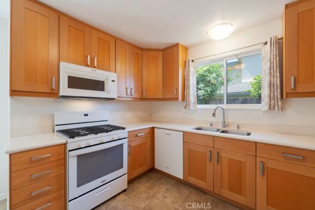 218 Calle De Arboles, Redondo Beach, CA 90277