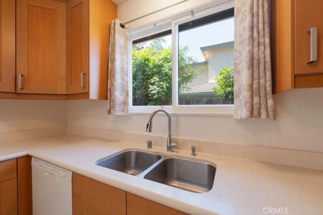 218 Calle De Arboles, Redondo Beach, CA 90277