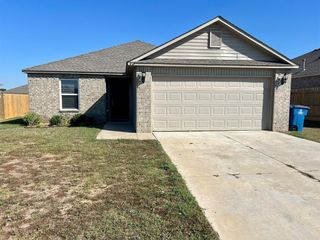 416 Foxtrot Terrace, Newcastle, OK 73065