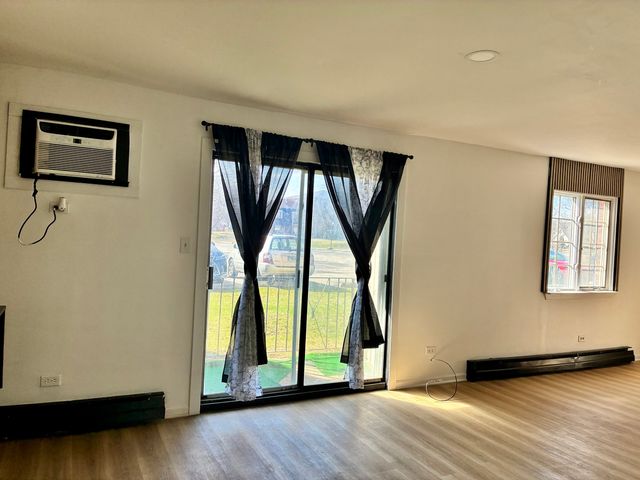 17963 Amherst Court 102, Country Club Hills, IL 60478