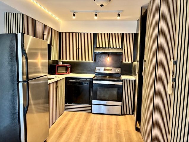 17963 Amherst Court 102, Country Club Hills, IL 60478