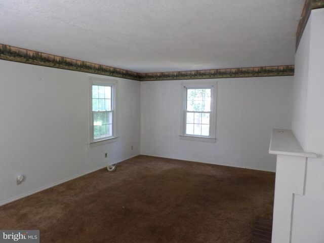 317 MAGNOLIA RD, Pemberton, NJ 08068