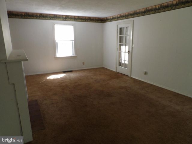 317 MAGNOLIA RD, Pemberton, NJ 08068